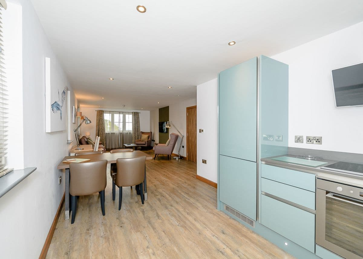Torbay House Apartment | Landal Barton Pines, Paignton, South Devon