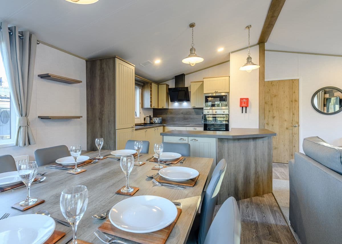 Brayford Lodge Spa | Landal Kenwick Woods, Louth, Lincolnshire Wolds