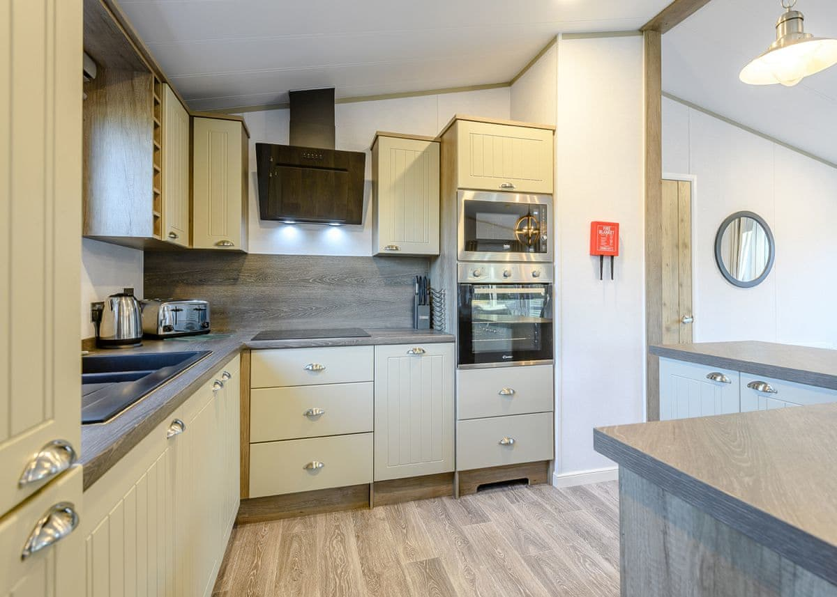 Brayford Lodge Spa | Landal Kenwick Woods, Louth, Lincolnshire Wolds