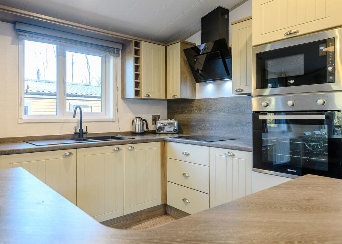 Brayford Lodge Spa | Landal Kenwick Woods, Louth, Lincolnshire Wolds